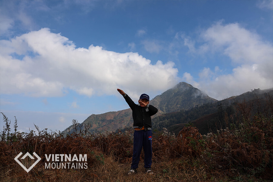 Adventure with my son in Lao Than mountain Adventure with my son in Lao Than mountain