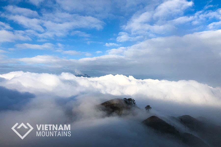 the heaven of cloud in Lao Than mountain the heaven of cloud in Lao Than mountain