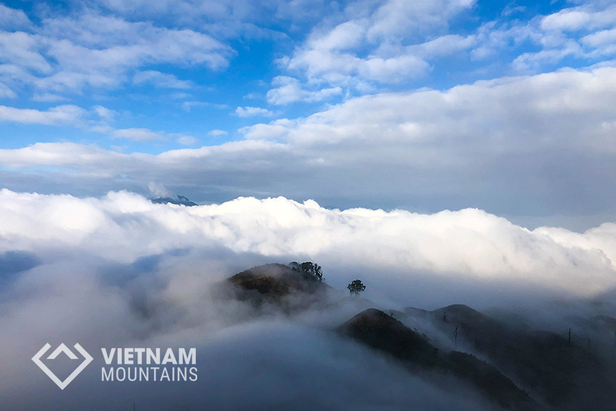 the heaven of cloud in Lao Than mountain the heaven of cloud in Lao Than mountain