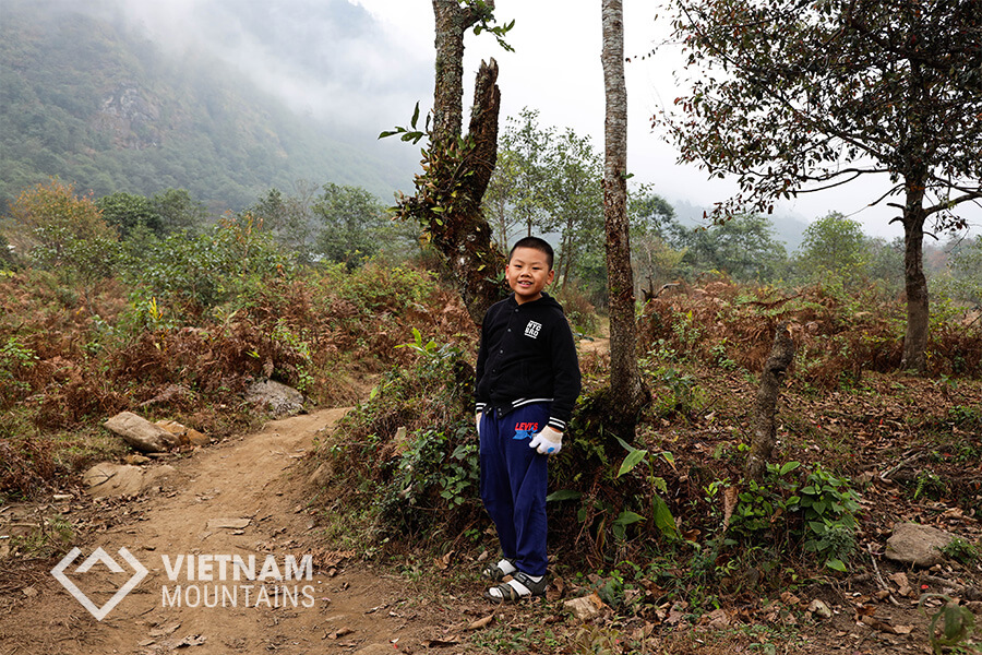 Adventure with my son in Lao Than mountain Adventure with my son in Lao Than mountain