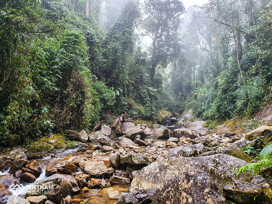 Amazing streams in Po Ma Lung mountain