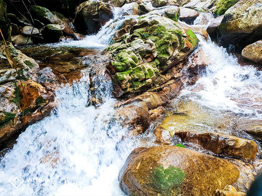 Amazing streams in Po Ma Lung mountain